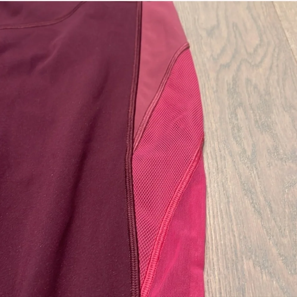 LULULEMON BERRY COLOR ME OMBRE CROPPED LEGGINGS SIZE 8